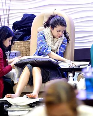 Selena Gomez in Encino 1/3/13  