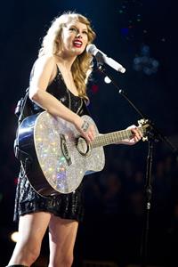 Taylor Swift and Selena Gomez performing at Madison Square Garden in New York, November 11, 2011 