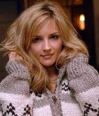 Rachael Leigh Cook