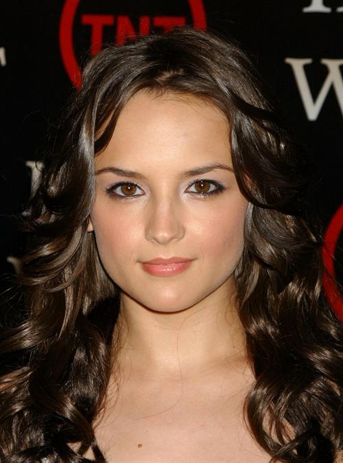 Rachael Leigh Cook