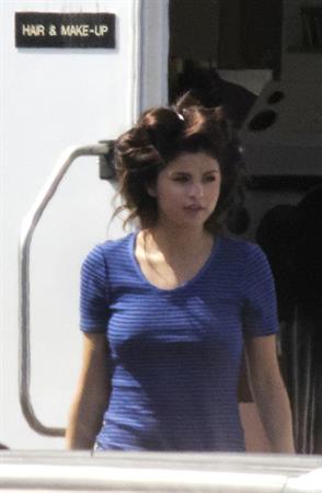 Selena Gomez - on the set of 'Parental Guidance Suggested' in Los Angeles August 04, 2012