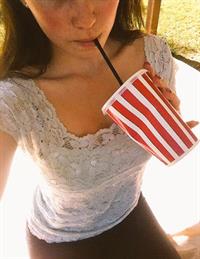 Alexis Young taking a selfie