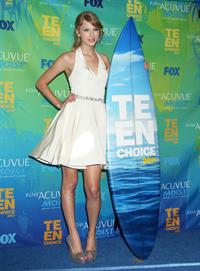 Taylor Swift at the 2011 Teen Choice Awards August 07, 2011 