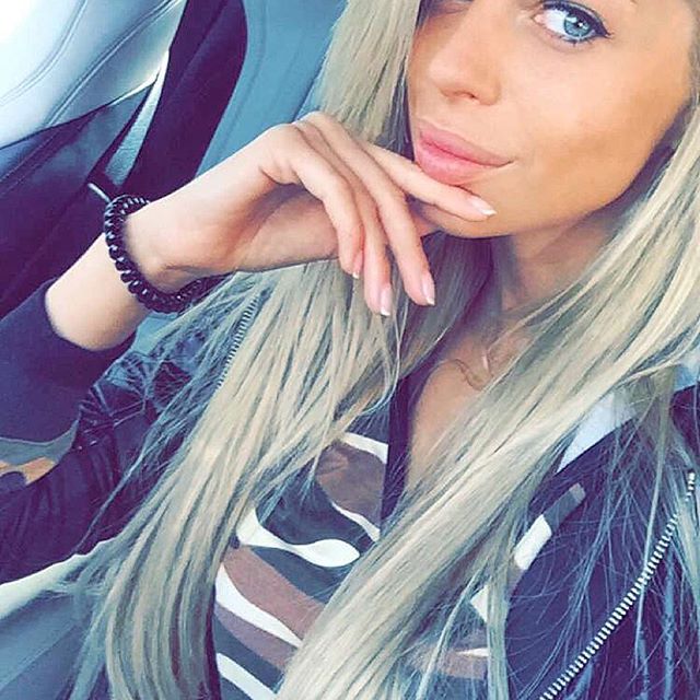 Yanita Yancheva taking a selfie