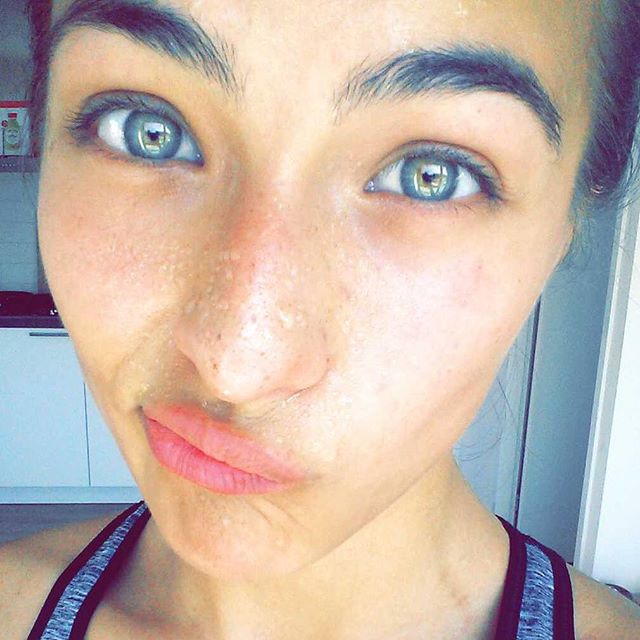 Nochtli Peralta Alvarez Selfie Pictures Nochtli Peralta Alvarez taking a selfie