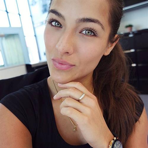 Nochtli Peralta Alvarez taking a selfie