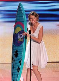 Taylor Swift at the 2012 Teen Choice Awards in Universal City July 22, 2012 