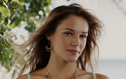 Amanda Righetti