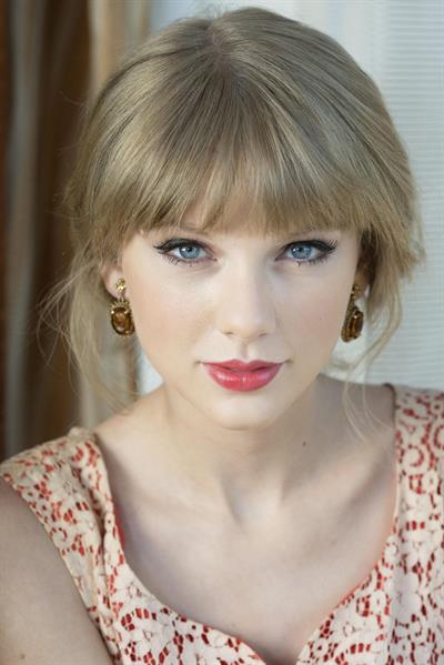 Taylor Swift - Christian Sinibaldi photoshoot 2012 