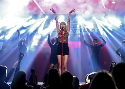 Taylor Swift on stage at the KIIS FM 2012 Jingle Ball concert at Nokia Theatre in Los Angeles - December 1, 2012 