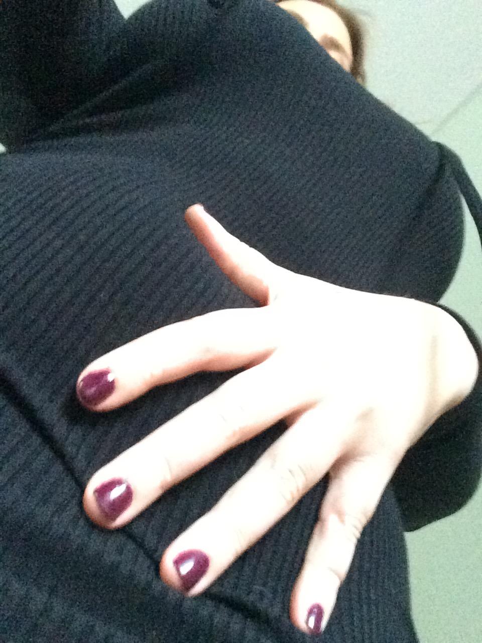 angiebeaum taking a selfie