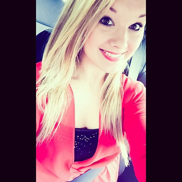 Mariah Alexis Vest taking a selfie