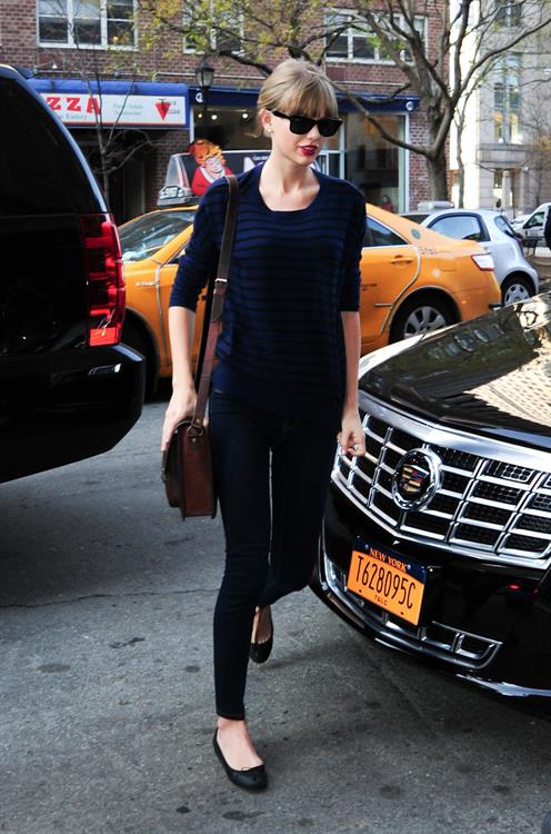 Taylor Swift out and about in New York March 12, 2012