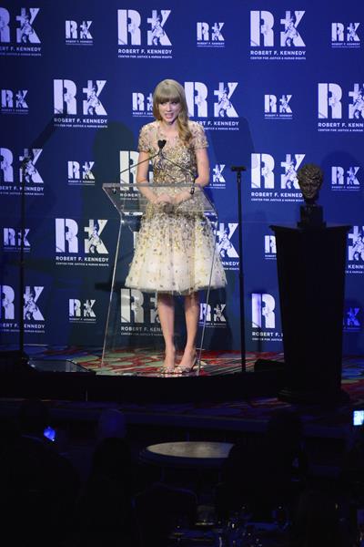 Taylor Swift Ripple of Hope Gala at The New York Marriott Marquis March 12, 2012 