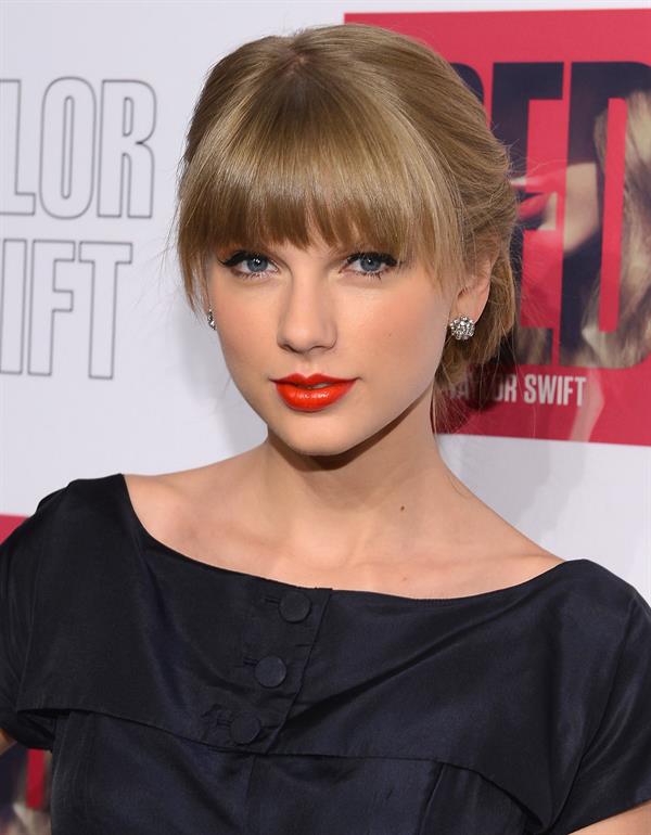 Taylor Swift Red Delue Edition CD launch party in New York - October 22, 2012 