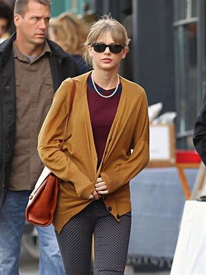 Taylor Swift out and about in London October 4, 2012 