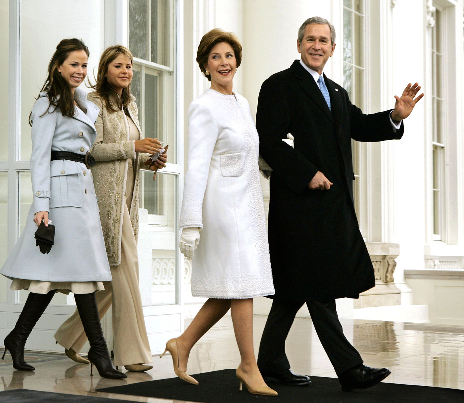 Джордж Буш и Лора Буш