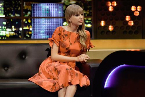 Taylor Swift At The Jonathan Ross Show in London - October 4, 2012 