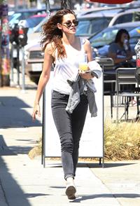 Kristen Stewart Pictures Kristen Stewart in Los Angeles (July 9, 2013)