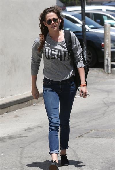 Kristen Stewart walking in Los Angeles - June 13, 2013 