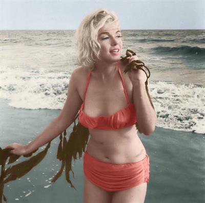 Marilyn Monroe in a bikini