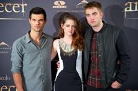 The Twilight Saga Breaking Dawn Part 2 Photocall in Madrid November 15, 2012 Gal Nu