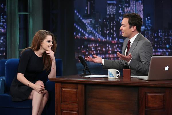 Kristen Stewart Late Night with Jimmy Fallon 11/7/12