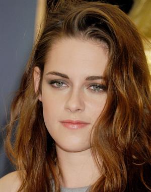 Kristen Stewart at Hollywood Foreign Press Association's Cecil B. Demille Award presentation in Beverly Hills 11/1/12
