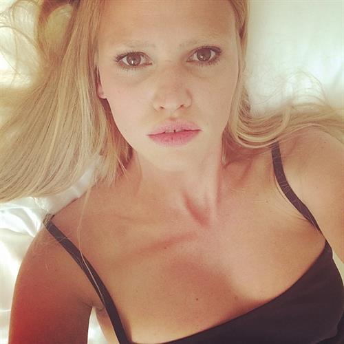 Lara Stone