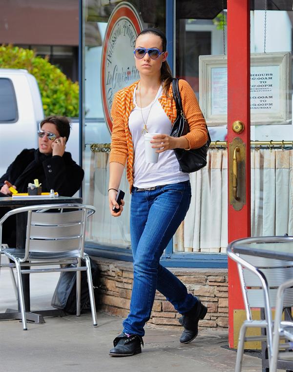 Olivia Wilde leaves LA Conversation with coffee in LA 070411 