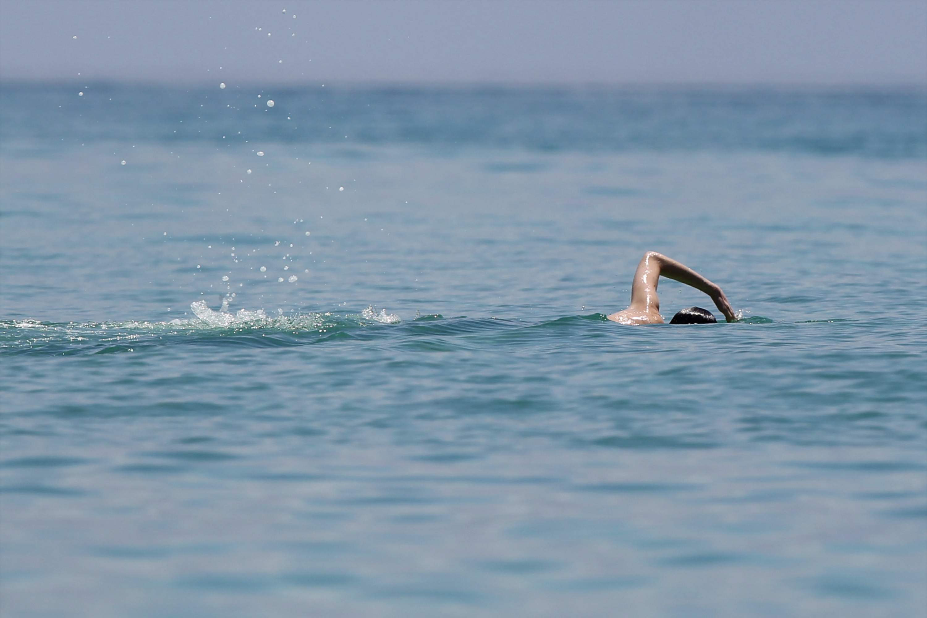 Anne Hathaway on a Beach in Miami 11 05 12 