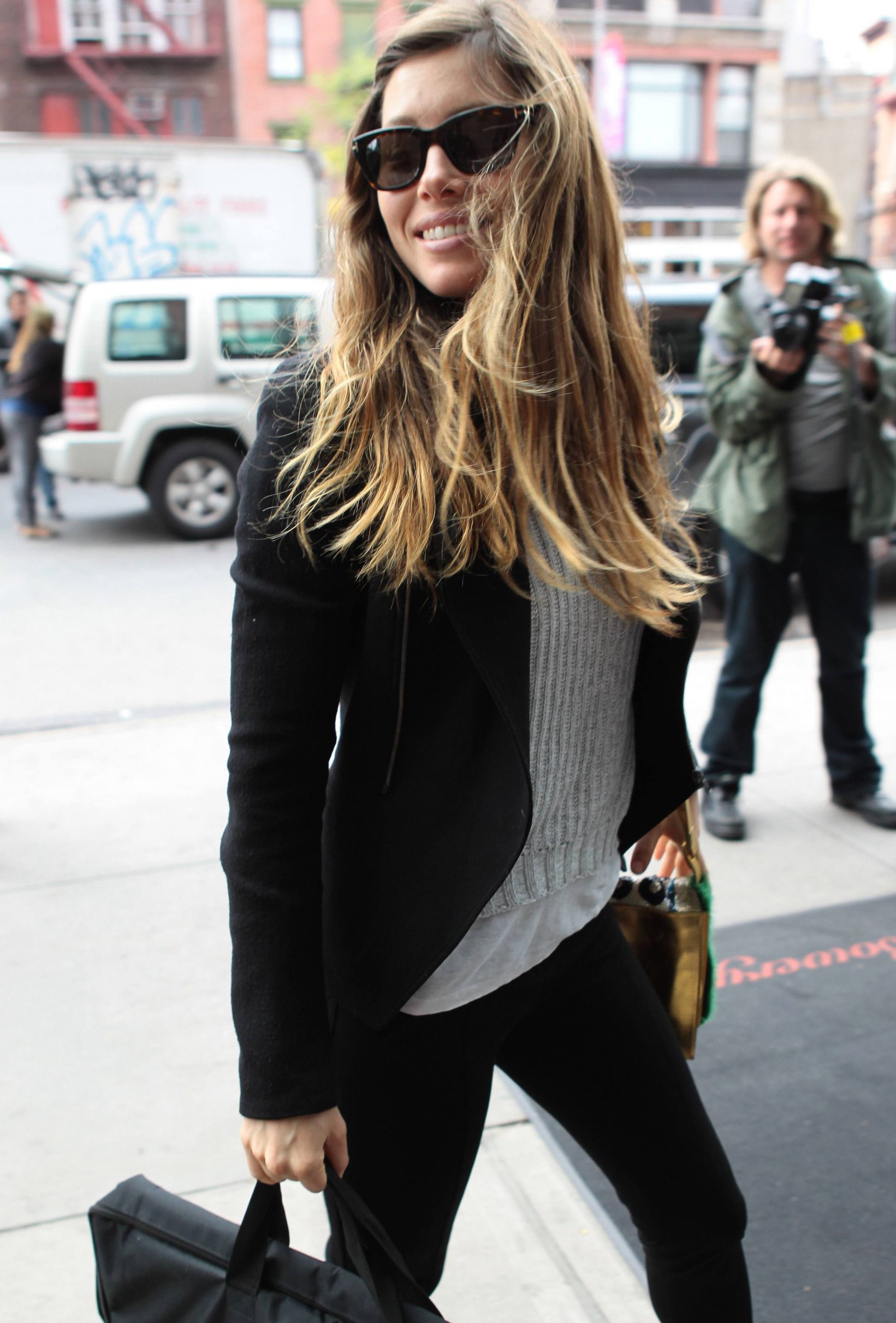 Jessica Biel - Spotted in New York City (06.05.2013) 