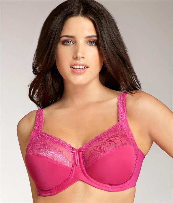 Tahnee Atkinson in lingerie