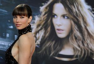 Jessica Biel Total Recall Premiere in Berlin 13.08.12 