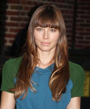 Jessica Biel Arrives for The Late Show With David Letterman in New York City (November 19, 2012) 