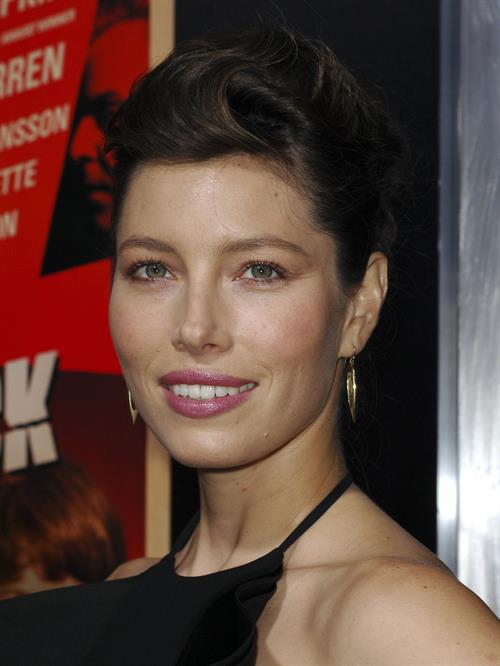 Jessica Biel  Hitchcock  Los Angeles Premiere (November 20, 2012)
