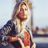 Hailey Bieber