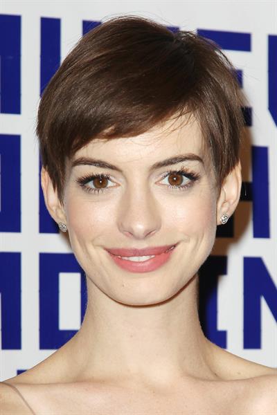 Anne Hathaway Attended the Museum of the Moving Image 27th Annual Black Tie Salute in New York Dec 11, 2012