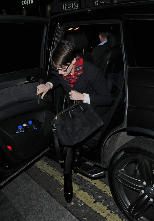 Anne Hathaway leaving her hotel and heading to the Empire Cinema Theatre in London - December 4, 2012