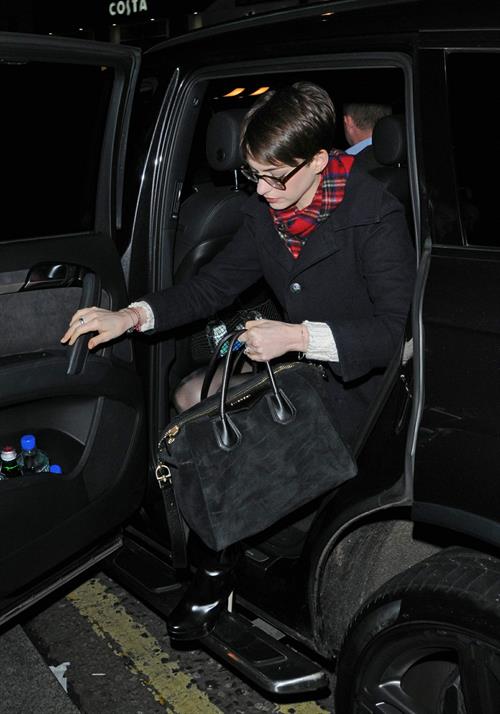 Anne Hathaway leaving her hotel and heading to the Empire Cinema Theatre in London - December 4, 2012