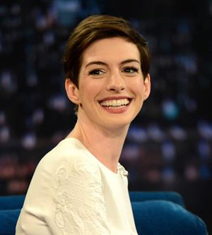 Anne Hathaway Late Night With Jimmy Fallon in New York December 11, 2012 