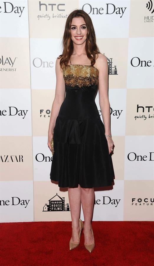 Anne Hathaway One Day Premiere in New York 8/8/2011 