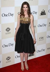 Anne Hathaway One Day Premiere in New York 8/8/2011 