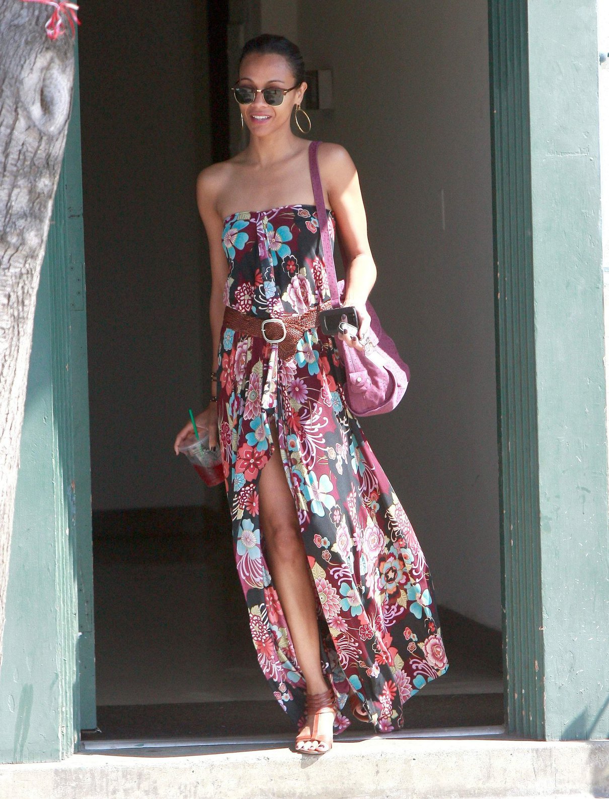 Zoe Saldana runs errands in LA August 5, 2011  