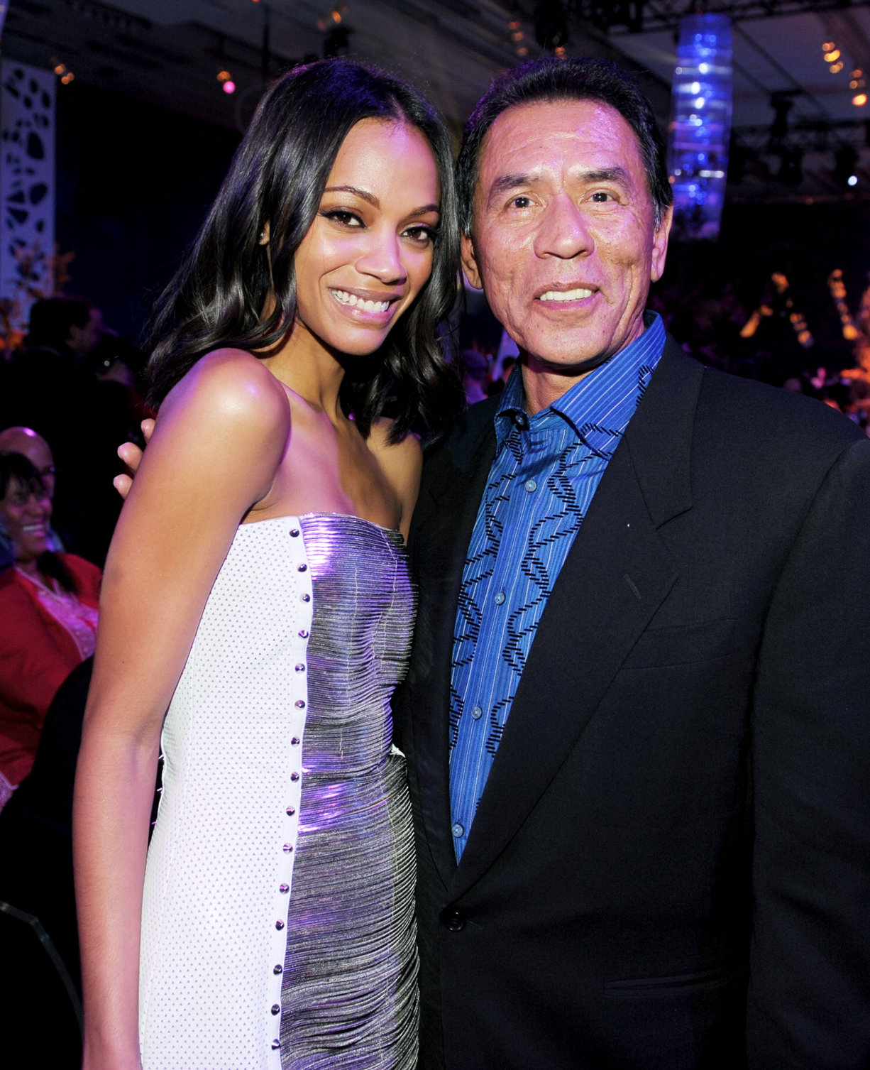 Zoe Saldana ''Avatar'' Premiere in Los Angeles December 16, 2009   