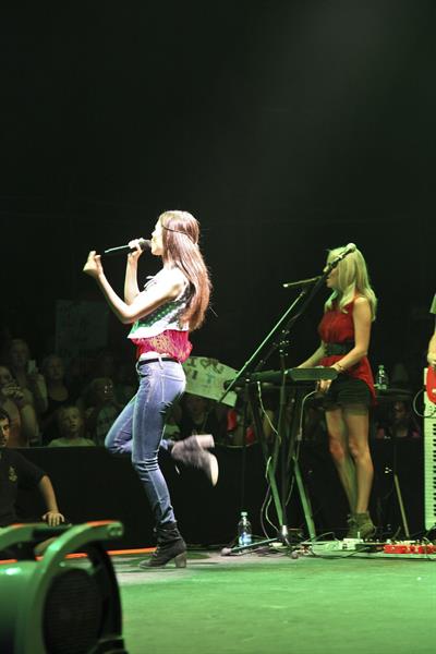 Victoria Justice video 2012 South Shore Music Circus 8/15/12 