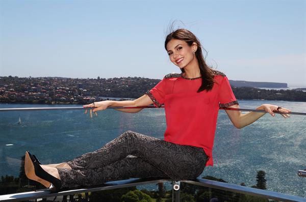 Victoria Justice Intercontinental Hotel Portraits in Sydney 11/11/12