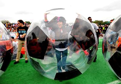 Victoria Justice Worldwide Day of Play event in Washington DC 9/24/11 