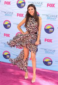 Victoria Justice - 2012 Teen Choice Awards in Universal City (July 22, 2012)