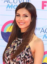 Victoria Justice - 2012 Teen Choice Awards in Universal City (July 22, 2012)